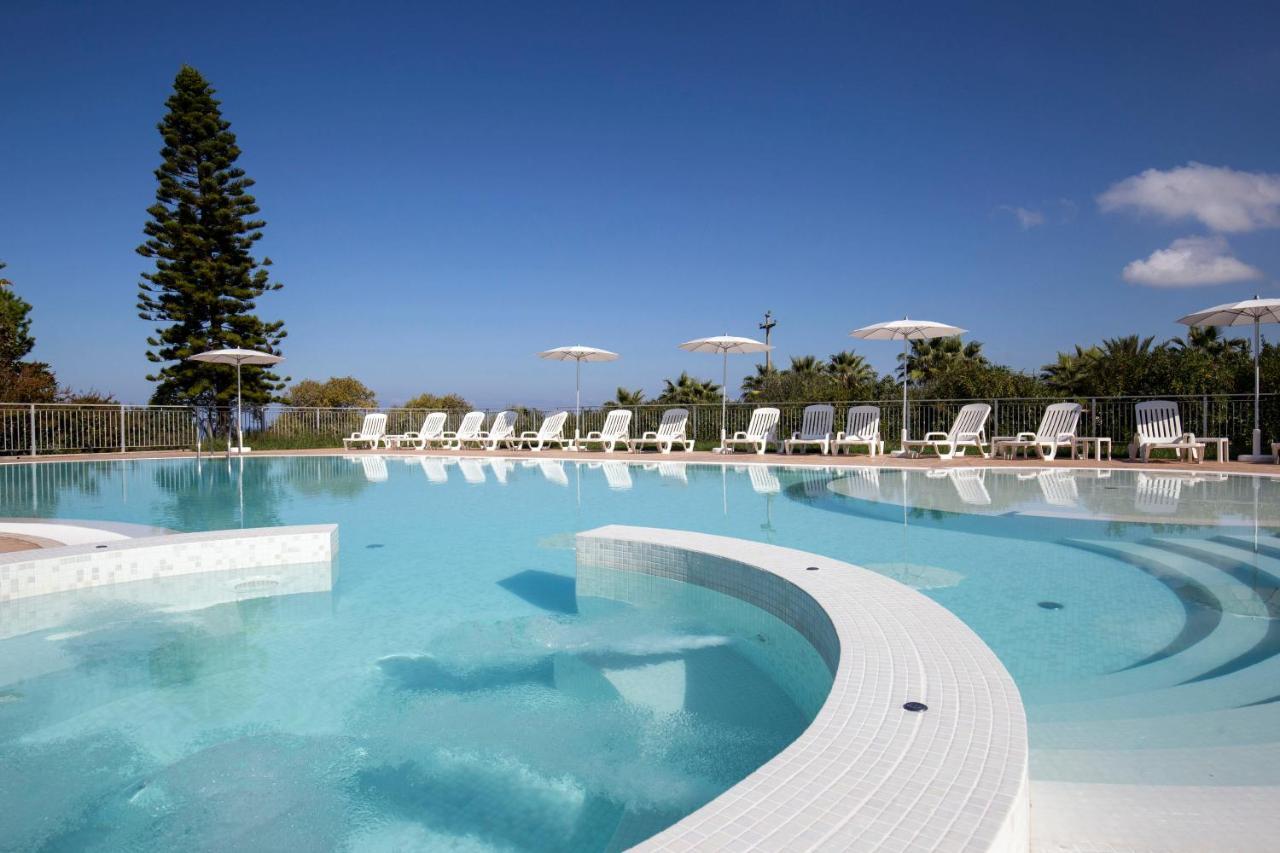 Aparthotel Happy Days Capo Vaticano Exteriér fotografie